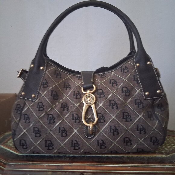 DOONEY & BOURKE SHOULDER BAG - Picture 1 of 7